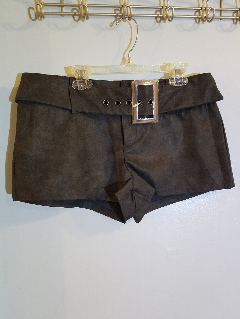 Short Shorts Wide Waist Band Silver Buckle Belt Charcoal Large